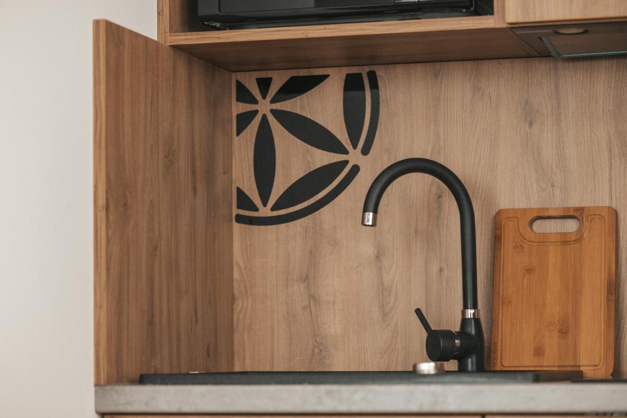 Apartamenty Grand Tatry - Sauna I Jacuzzi Wliczone W Cene Pobytu - 10 Minut Pieszo Od Term Bania Białka Tatrzańska Exterior foto